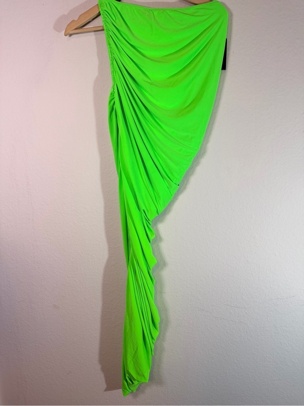 NWT Norma Kamali Diana Dress to Knee Neon Green M Asymmetrical Draped Dress - Picture 8 of 10